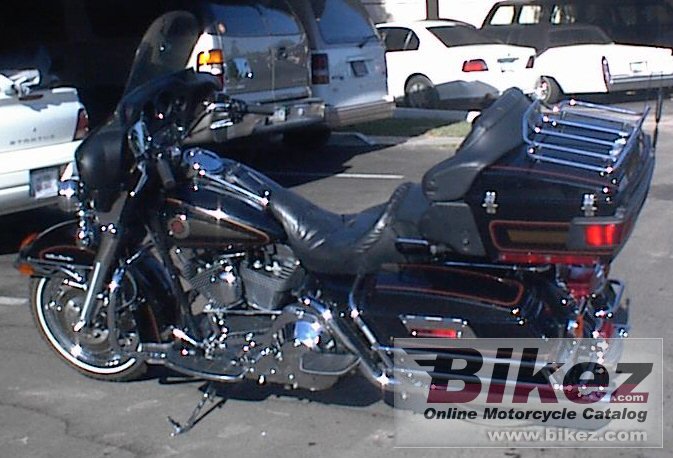 Big don womack flhtcui electra glide ultra classic picture and wallpaper from Bikez.com